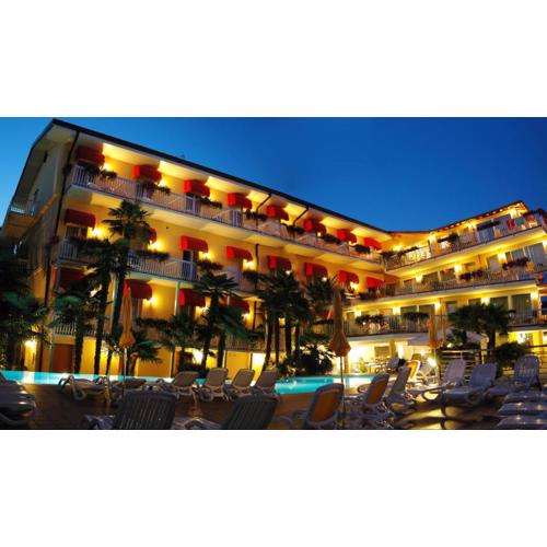 Hotel Capri Bardolino 3S