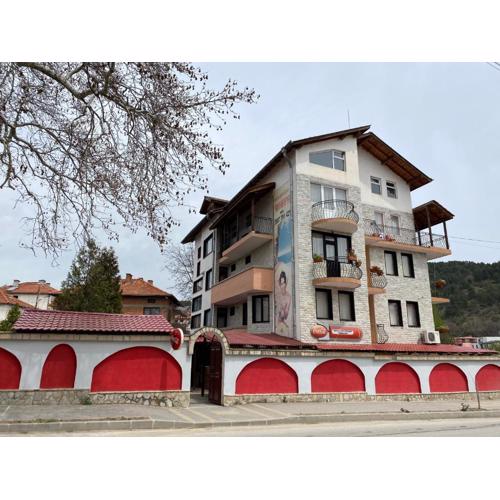 Hotel Chinara