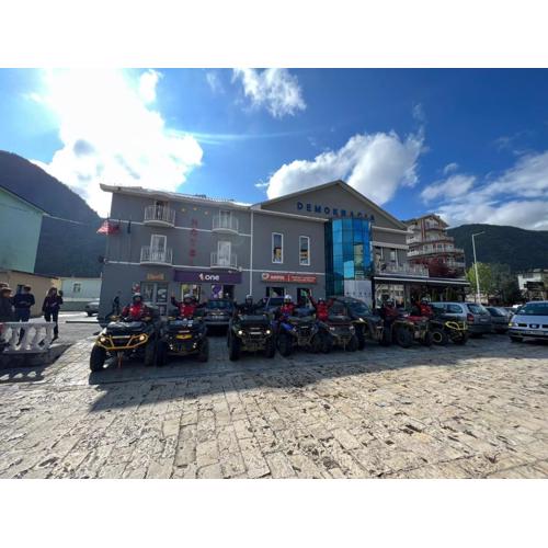 Hotel Demokracia