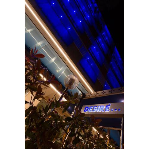 Hotel Desire\