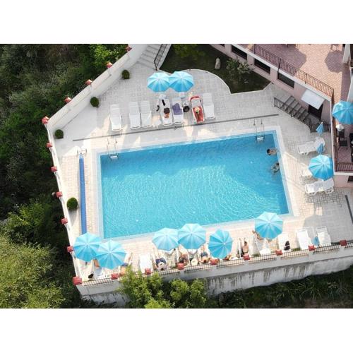 Hotel Deyanira
