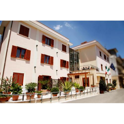 Hotel Diana