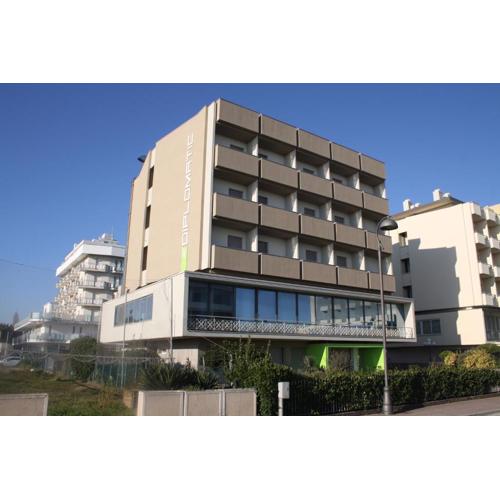 Hotel Diplomatic