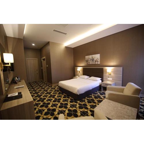 Hotel Excellence Inn