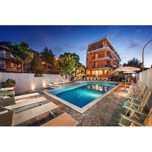 Hotel Fenix