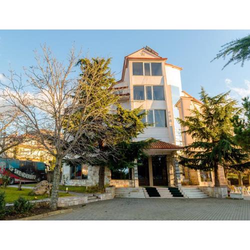 Hotel George