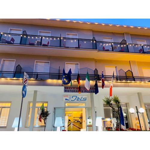hotel iris