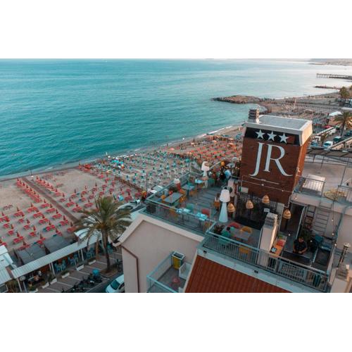 Hotel Jolly Roger