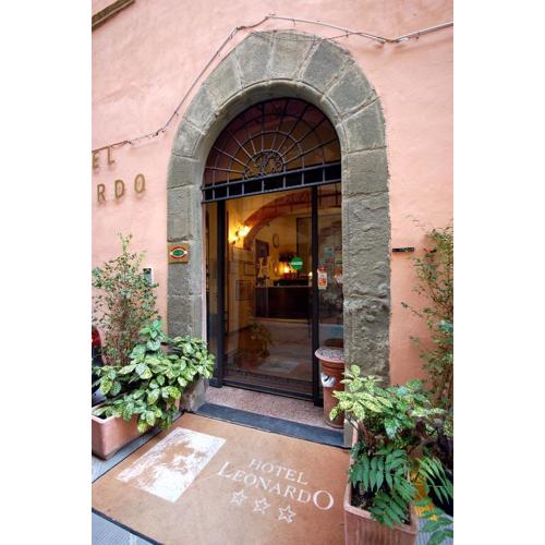 Hotel Leonardo