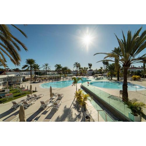 Hotel LIVVO Dunagolf Suites