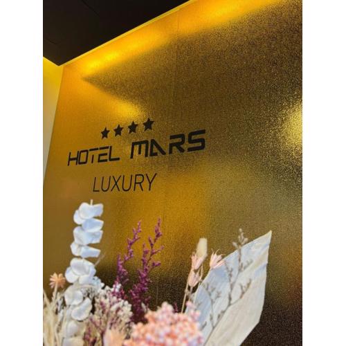 Hotel Mars