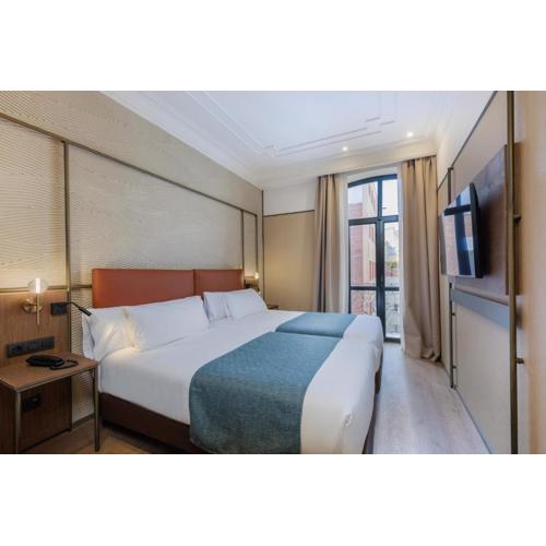 Hotel Medinaceli New reopening 2025