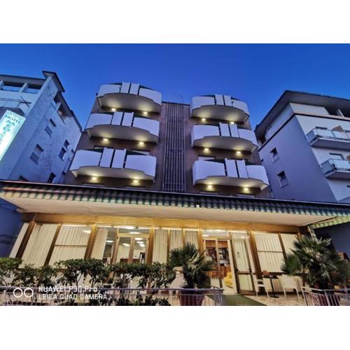 Hotel Mediteraneo
