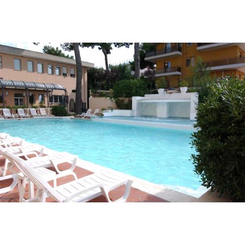 Hotel Milano Helvetia - in centro con piscina
