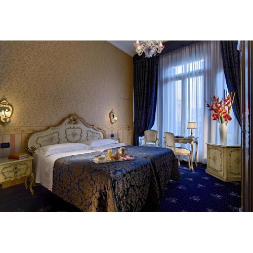Hotel Montecarlo