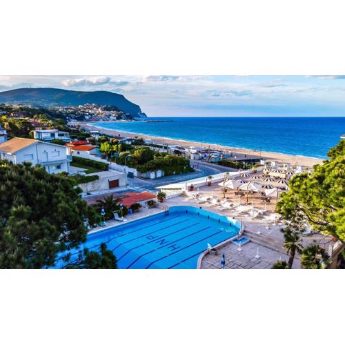 Hotel Numana Palace