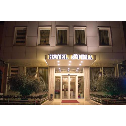 Hotel Opera