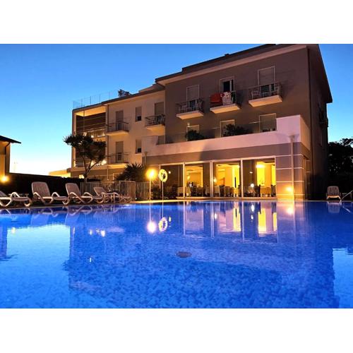 Hotel Paradiso