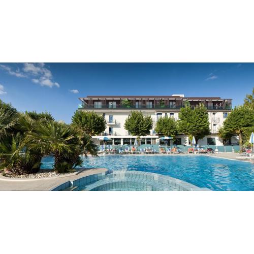 Hotel Paris Resort
