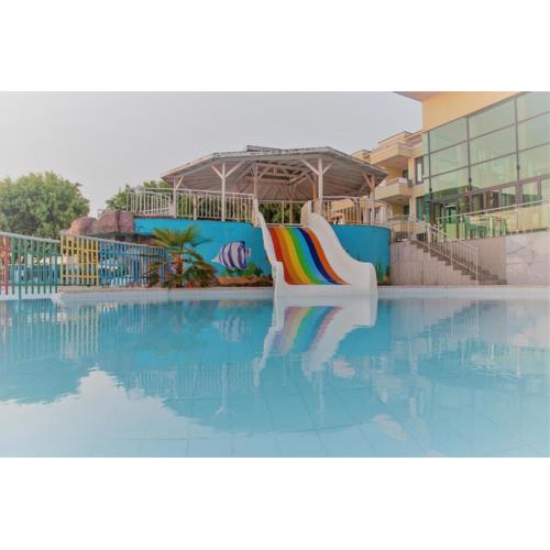 Hotel Perla Beach Club - All Inclusive