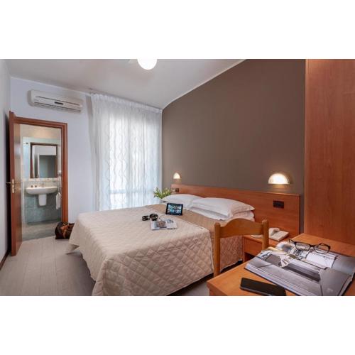 Hotel Pierre