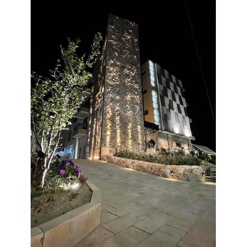 Hotel Qeparo