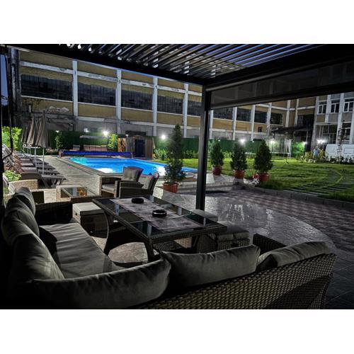 Hotel Rai