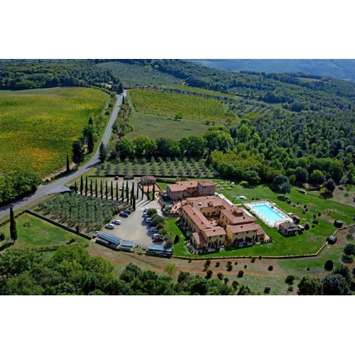 Hotel & Restaurant Casolare Le Terre Rosse