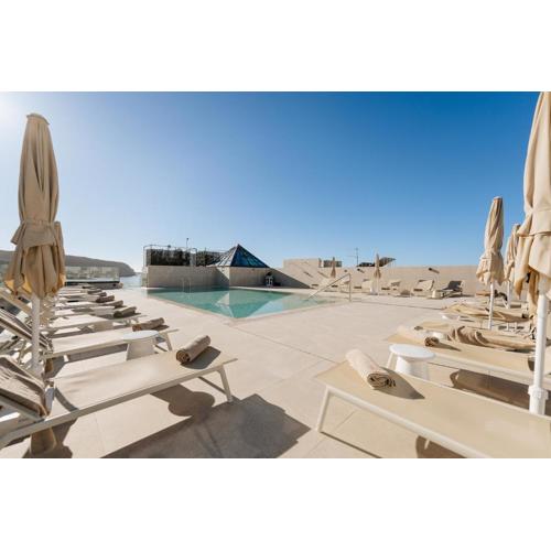 Hotel Reveron Plaza
