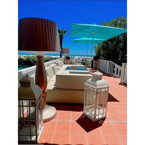Hotel Savoy