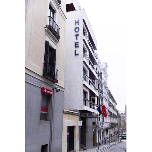 Hotel Serrano