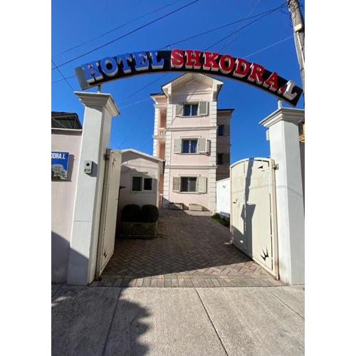 Hotel Shkodra L