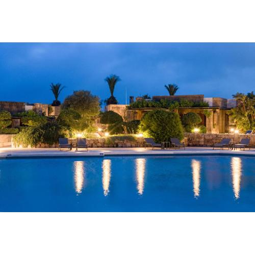 Hotel Ta\