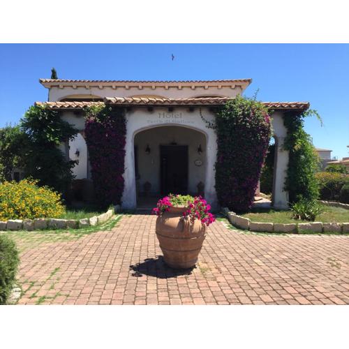 Hotel Terra Di Gallura