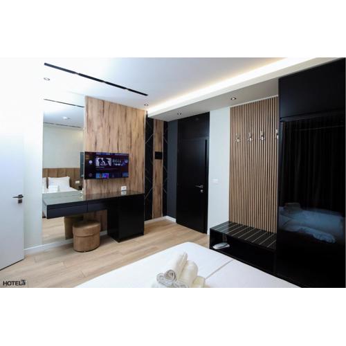 Hotel Three