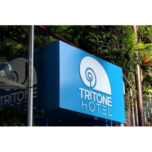 Hotel Tritone