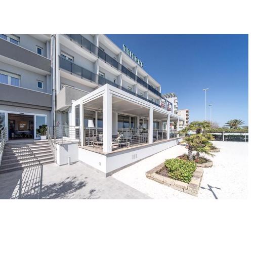 Hotel Tritone