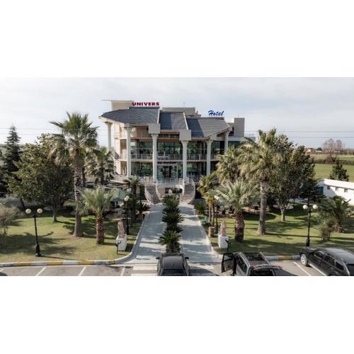 Hotel Univers Laç