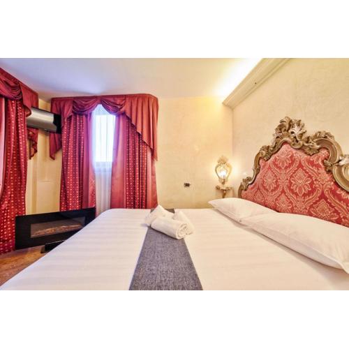 Hotel Vecellio Venice on the Lagoon