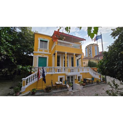HOTEL VILA 15 - CENTER