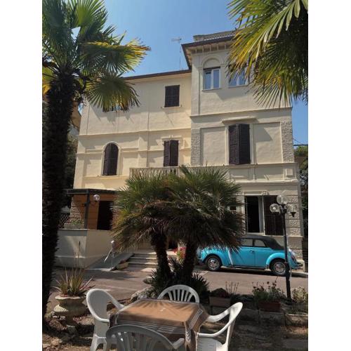 Hotel VILLA PINA