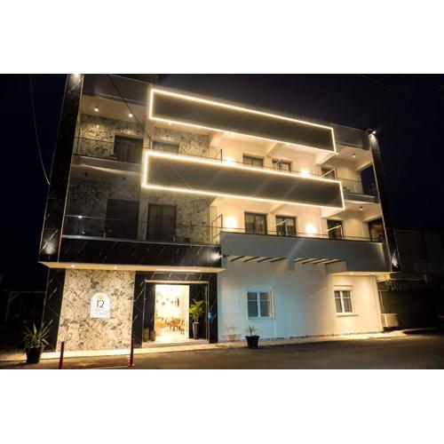 Hotel12