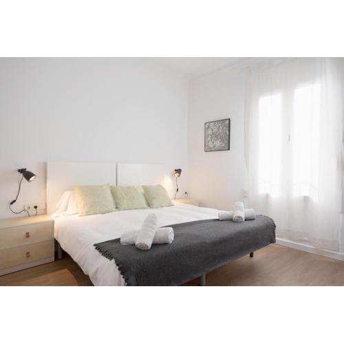Housalia Lepant 3 bedroom apartment 300 meters de Sagrada Familia