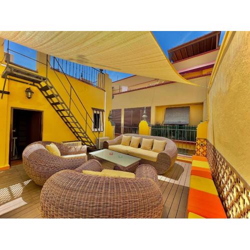 House -Rooftop&Jacuzzi -StayInSeville