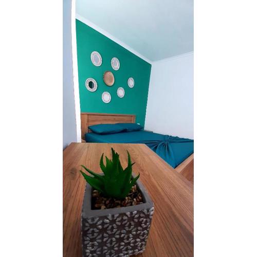 House by the waves-Saranda City