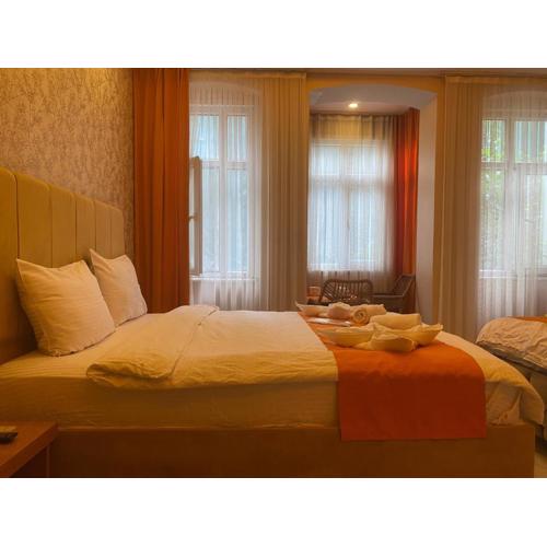 house HOTEL 1