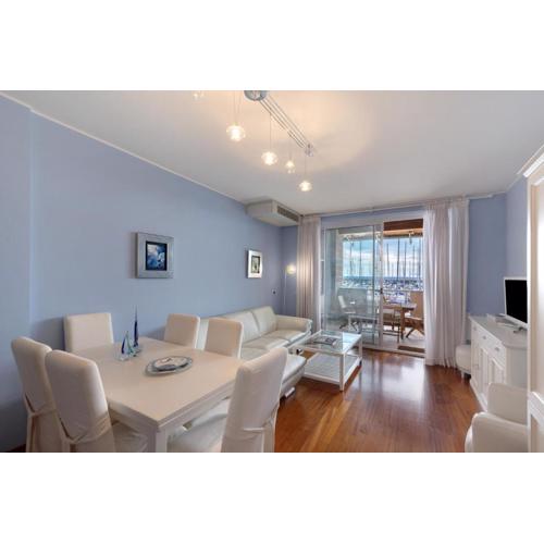 House in the port of Varazze 4 guests-Wi-Fi-Netflix 2 bedrooms very exclusive