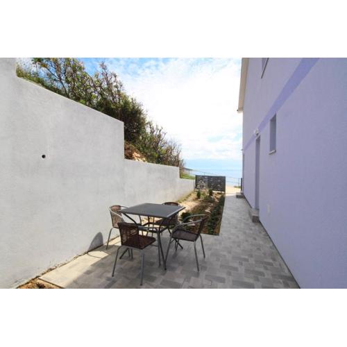 House Lavanda - Kricin, underground level apartment