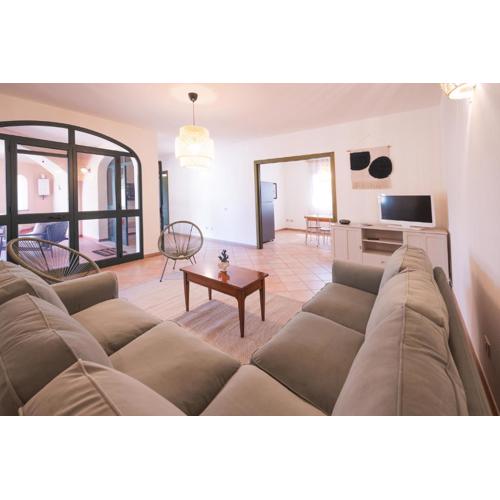 House Levante 28 APT 1