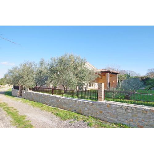 House Matteo, Valdenaga